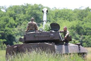 Подразделения ракетных войск и артиллерии ВСУ поразили четыре склада боеприпасов оккупантов