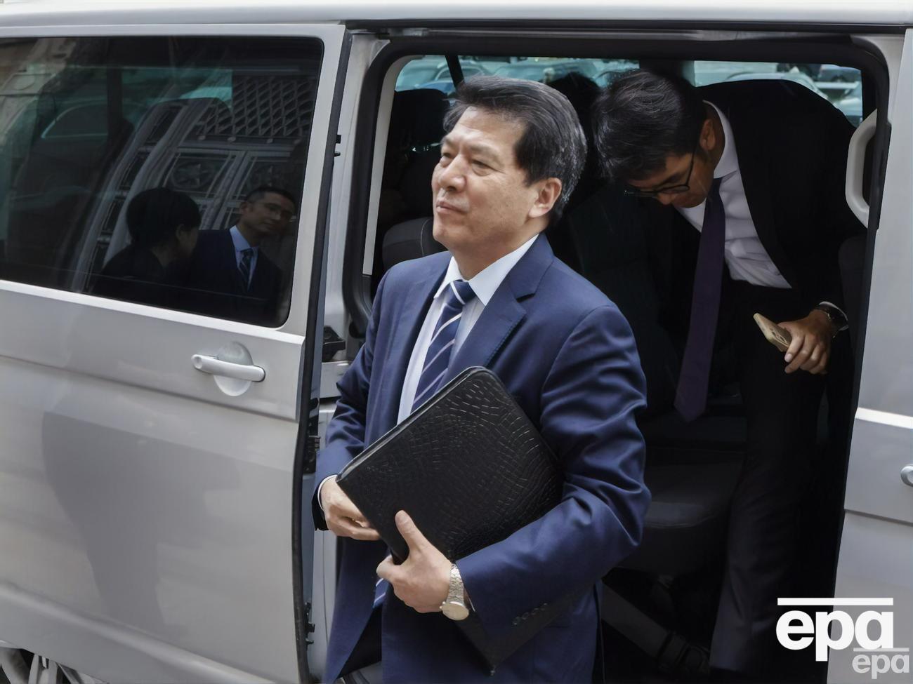 16&ndash;17 травня Лі Хуей відвідав Україну