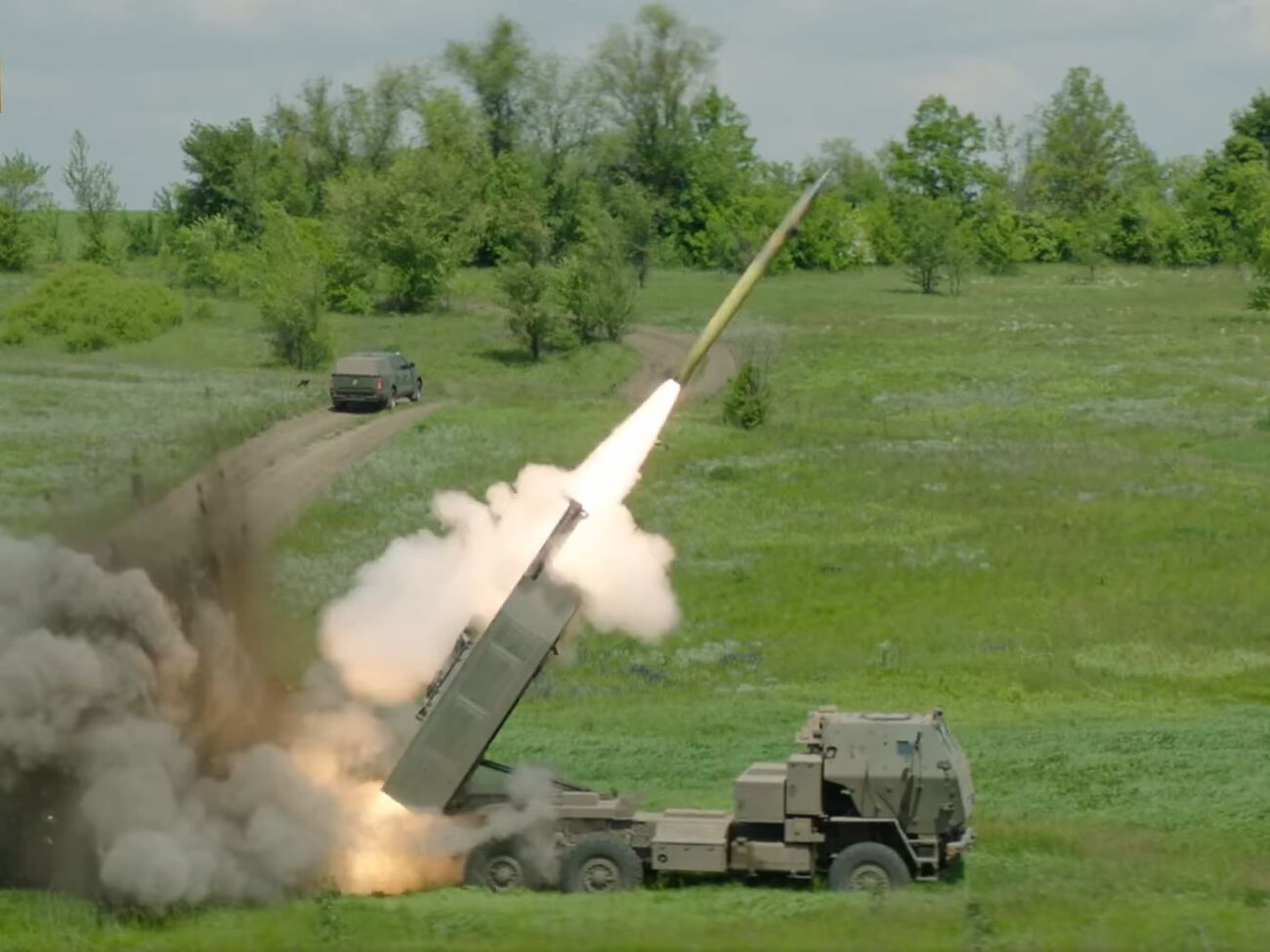 Перші HIMARS Україна отримала 23 червня минулого року
