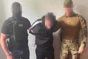 По данным следствия, фигурант как переселенец прибыл в Киев, где пытался скрываться от правосудия у своих знакомых