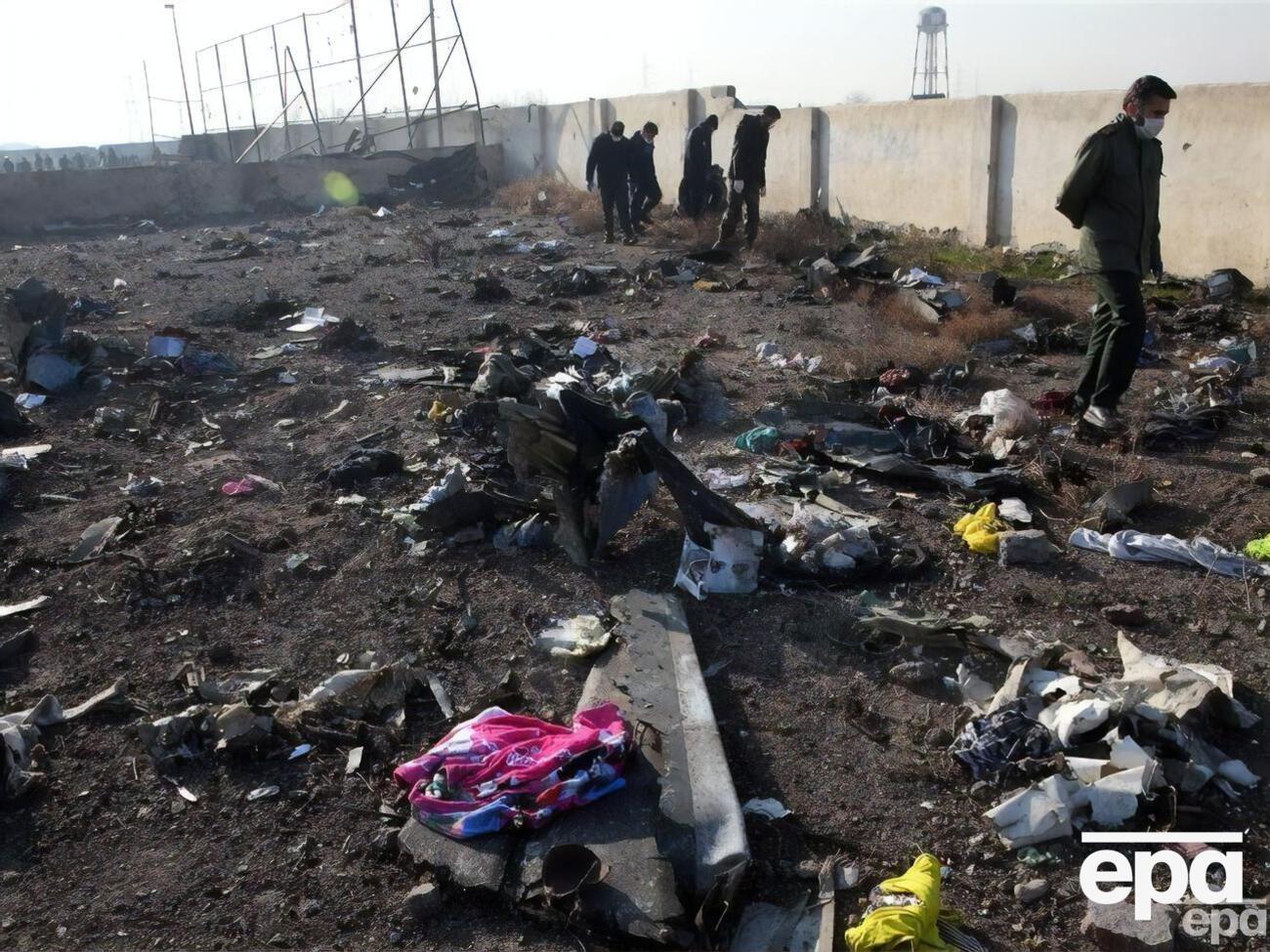 Літак Boeing 737-800 рейсу PS752, який прямував із Тегерана до Києва, розбився 8 січня 2020 року поблизу столиці Ірану