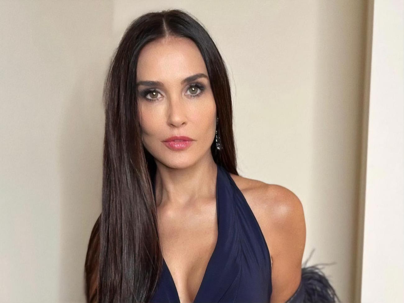 Деми Мур:&nbsp;Счастливого Дня независимости! Не забудьте солнцезащитный крем