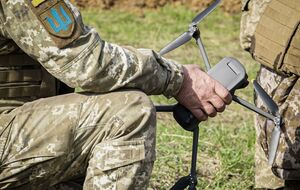 Сирський: Завдяки аеророзвідникам було виявлено зосередження живої сили й місце зберігання боєприпасів росіян