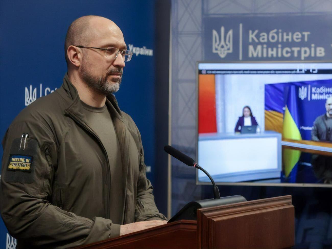 Шмигаль: Я переконаний, що до кінця війни, до кінця воєнних дій в Україні не потрібно покладати на людей додатковий тягар