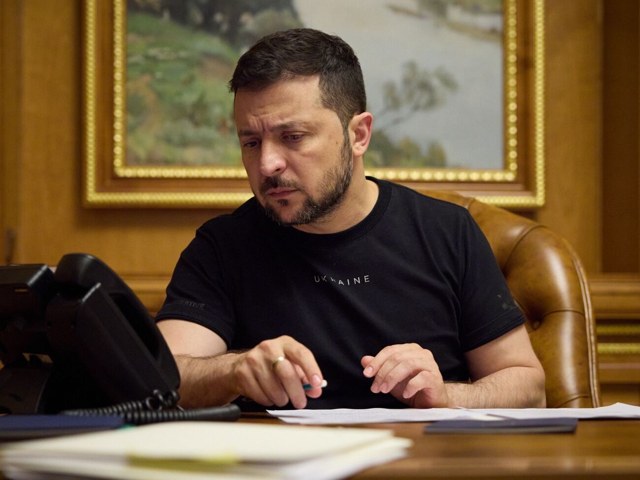 Зеленський: У AC/DC я не розумію всіх слів. Мені подобається енергія AC/DC