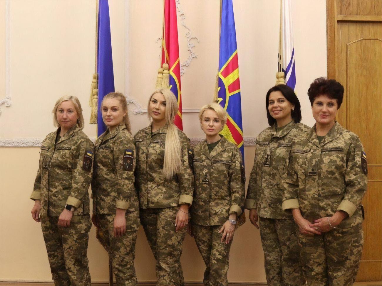 Форму покращили, враховуючи антропометричні дані жінок