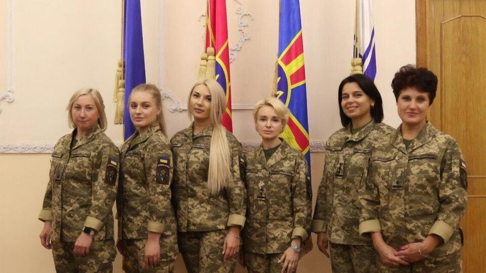 Форму улучшили, учитывая антропометрические данные женщин