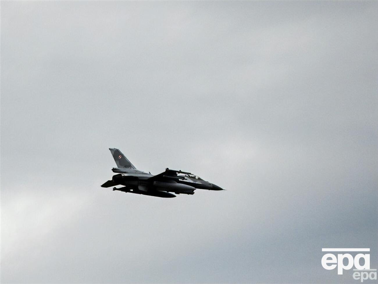 Украина призывает передать ей западные истребители, в частности F-16
