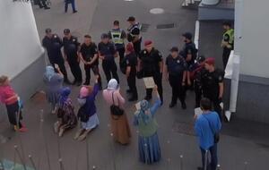 Правоохранители опечатали три здания Киево-Печерской лавры