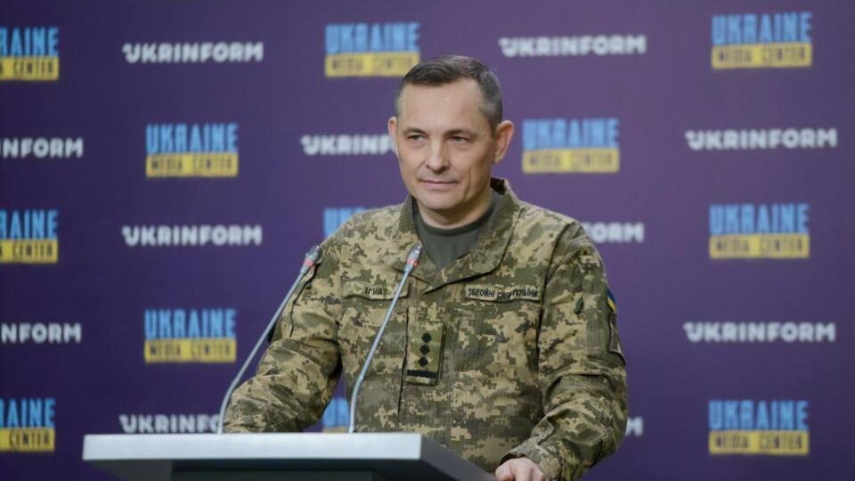 Игнат сообщил, что ракеты запускали с надводных и подводных носителей