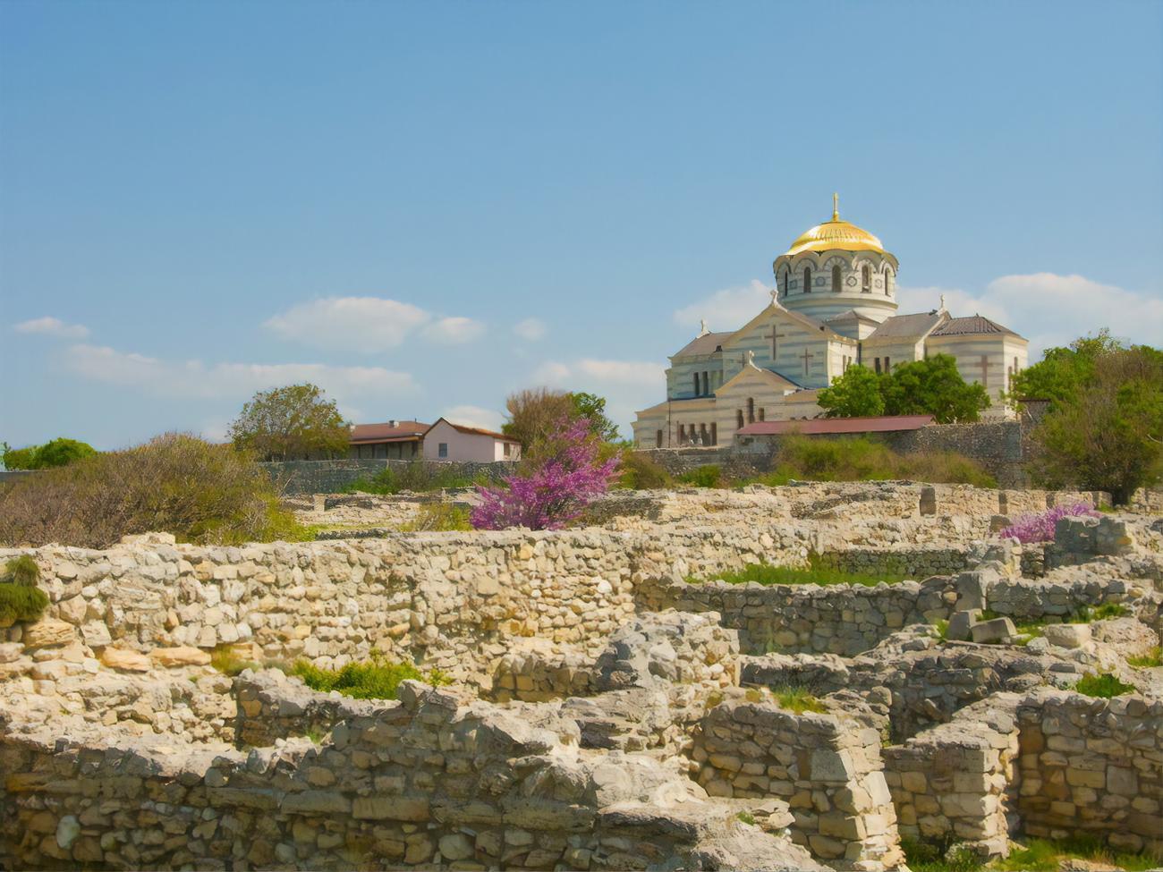 По данным партизан, оккупанты хотят вывезти экспонаты из Херсонеса