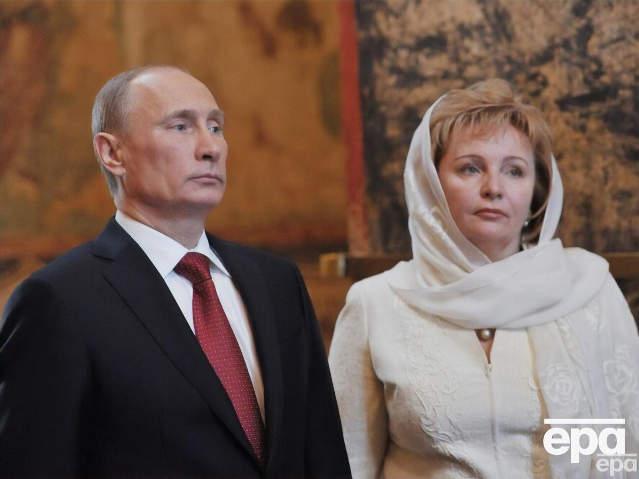 Путин и Шкребнева официально объявили о разводе в 2013-м