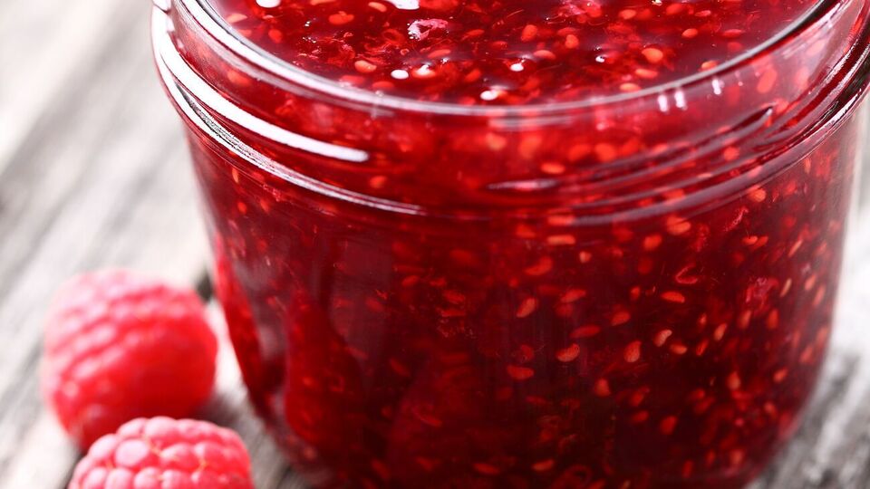 На 1 кг малины необходимо 0,5 кг ягод