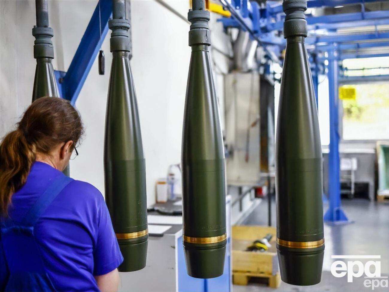 Зеленський заявив, що Україна використовує артилерію для захисту