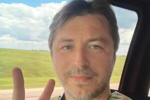 Притула заявил, что они с Хомутынником пересекались "два или три раза в год за одним столом"