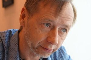 Олександр Кочетков: Після публічної прочуханки уряду від президента Зеленського прем'єр-міністр долучився до критики... фактично свого ж рішення про підвищення тарифів