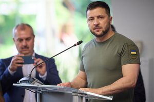 Зеленський назвав Путіна "слабким і неадекватним царем"
