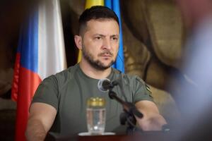 Зеленський: Що може бути для нас ідеальним? Щоб нас запросили