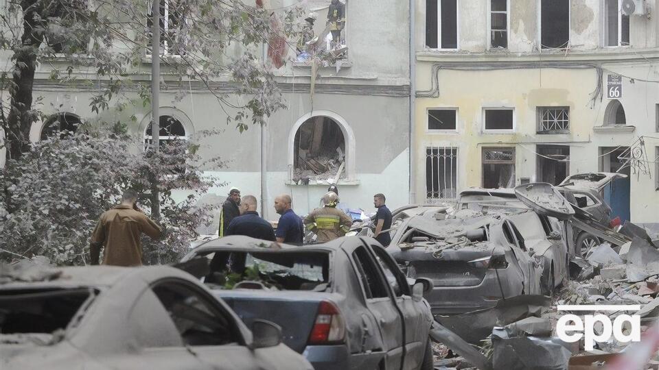 По данным Генштаба, во Львове вчера ночью были попадания трех ракет