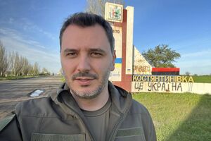 Благодаря кассетным боеприпасам от США лесополосы, в которых россияне засели на юге, станут их братской могилой. А мы будем продвигаться гораздо быстрее