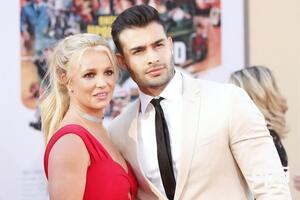 9 червня 2022 року Спірс вийшла заміж за Асгарі