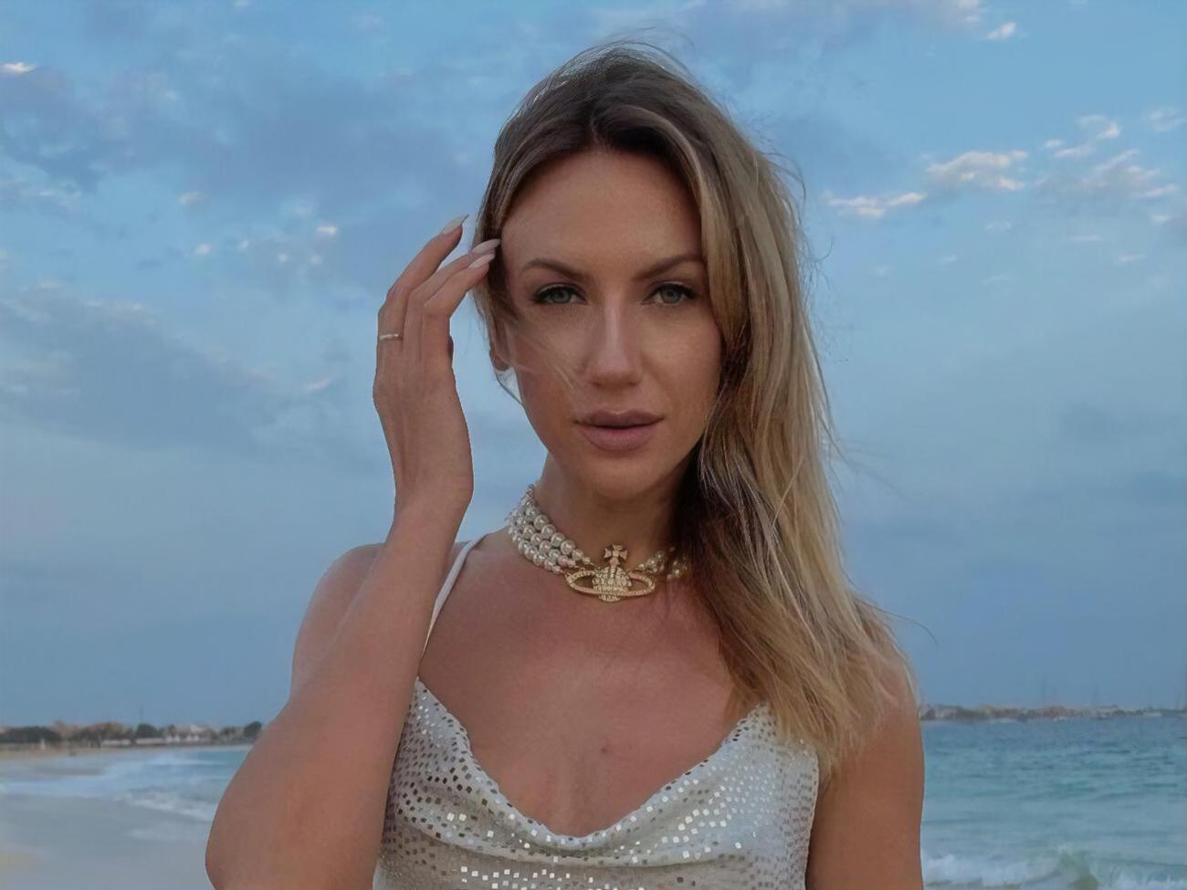 Никитюк сделала зеркальное селфи