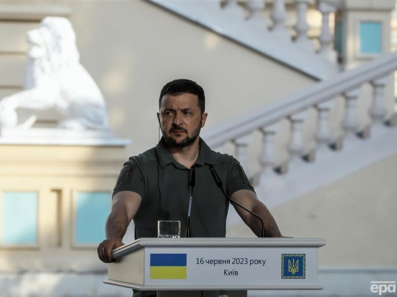 Зеленский прибыл в Словакию после посещения Болгарии и Чешской Республики