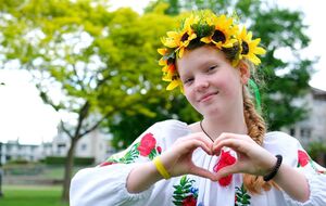 У грудні 2021 року перед широкомасштабним вторгненням РФ щасливим себе назвав 71% українців