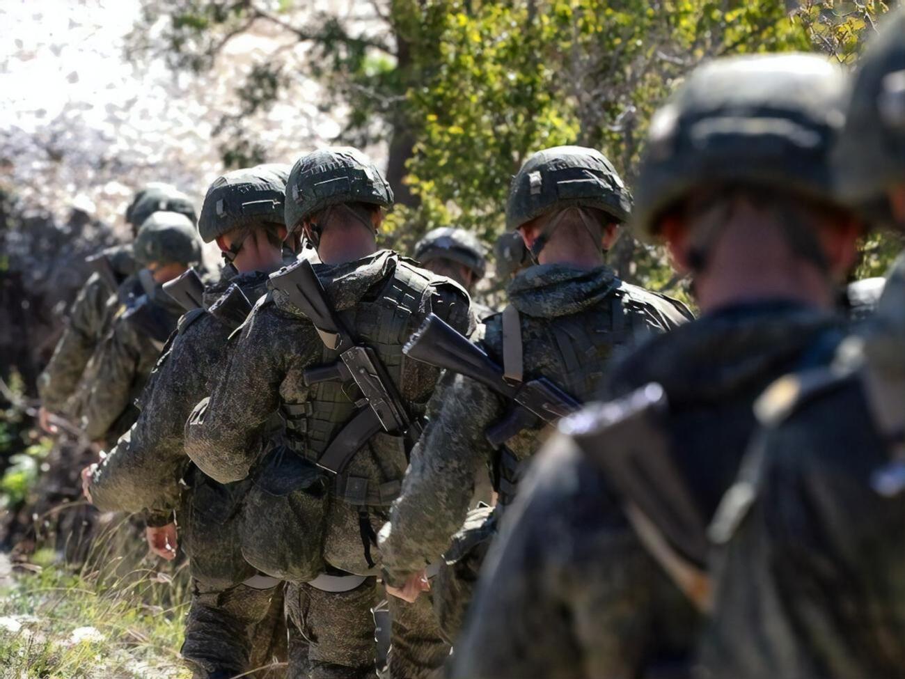 В районе населенного пункта Розовка Запорожской области около 20 российских военных отказались выполнять боевые задачи на передовых позициях, отметили в Генштабе ВСУ