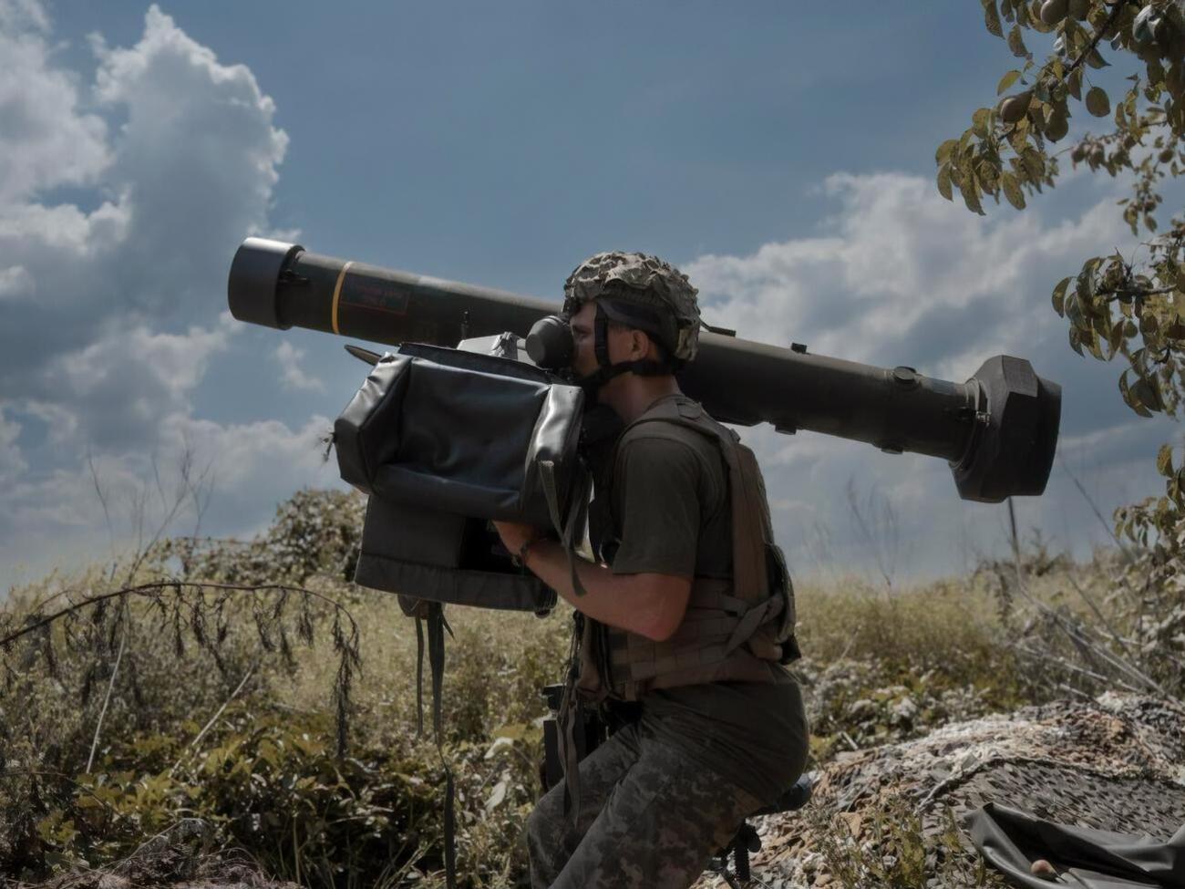 Украинские защитники ликвидировали уже более 233 тыс. российских военных