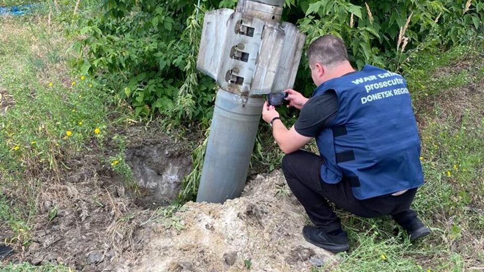 За даними прокуратури, Лиман обстрілювали із РСЗВ "Смерч"