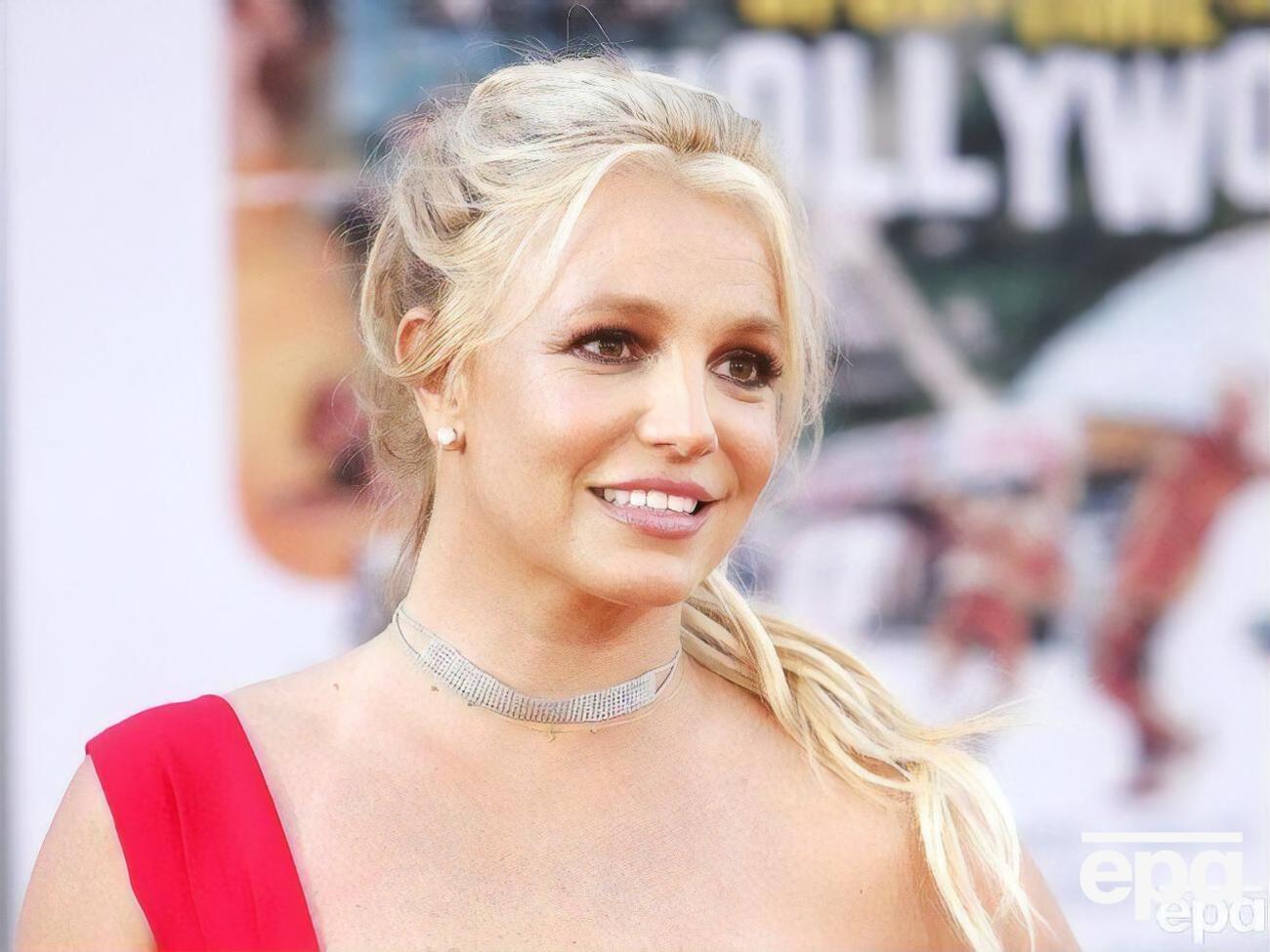 Осенью 2021 года Спирс избавилась от опеки отца