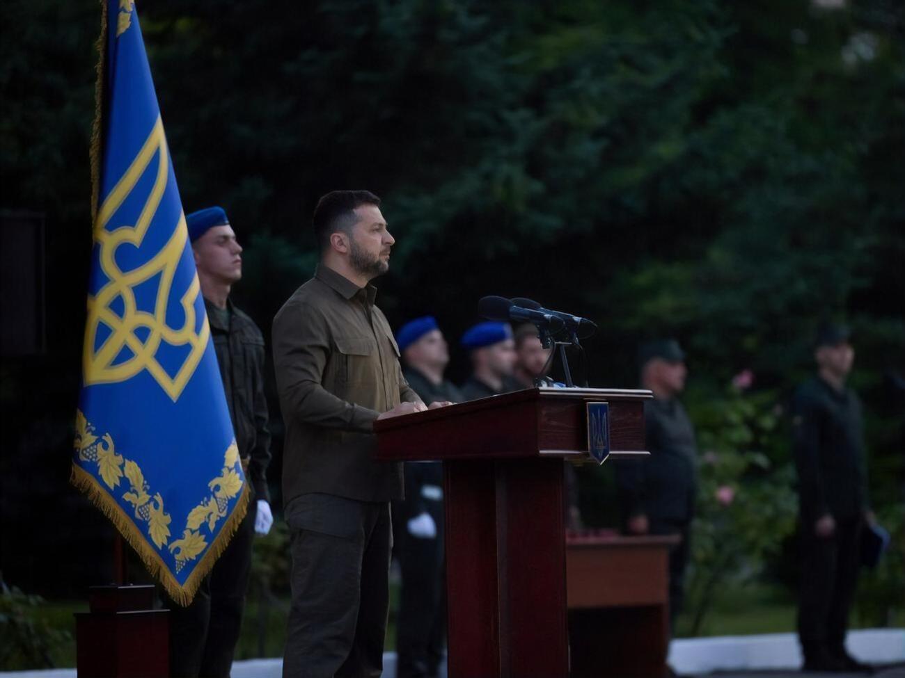 Зеленський подякував за повернення захисників Маріуполя Туреччині й українцям