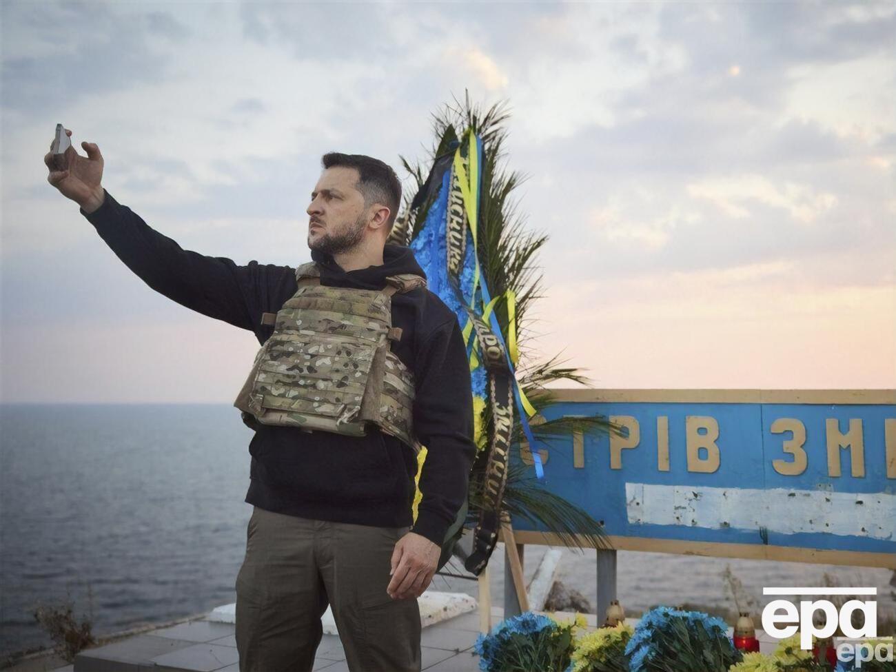 Зеленський: Сьогодні із самого ранку встиг заслухати доповіді з фронту, привітати головнокомандувача Залужного із днем народження