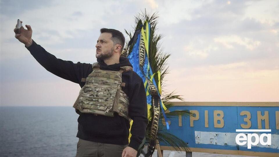 Зеленський: Сьогодні із самого ранку встиг заслухати доповіді з фронту, привітати головнокомандувача Залужного із днем народження