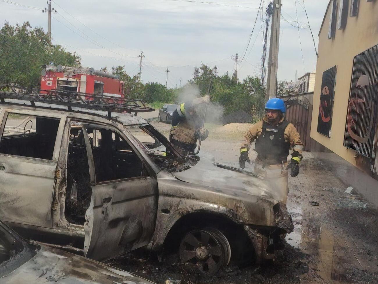 За сутки противник совершил около 60 обстрелов из реактивных систем залпового огня