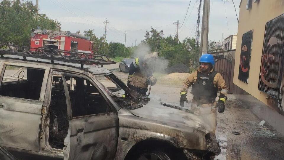 За сутки противник совершил около 60 обстрелов из реактивных систем залпового огня