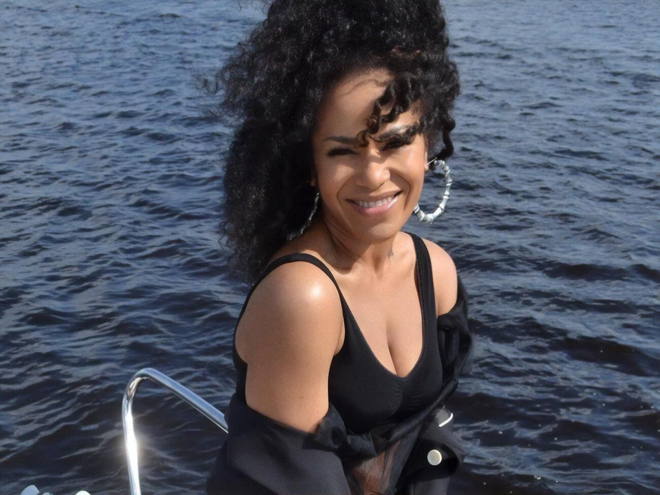 После полномасштабного вторжения РФ в Украину Гайтана исчезла из информационного пространства