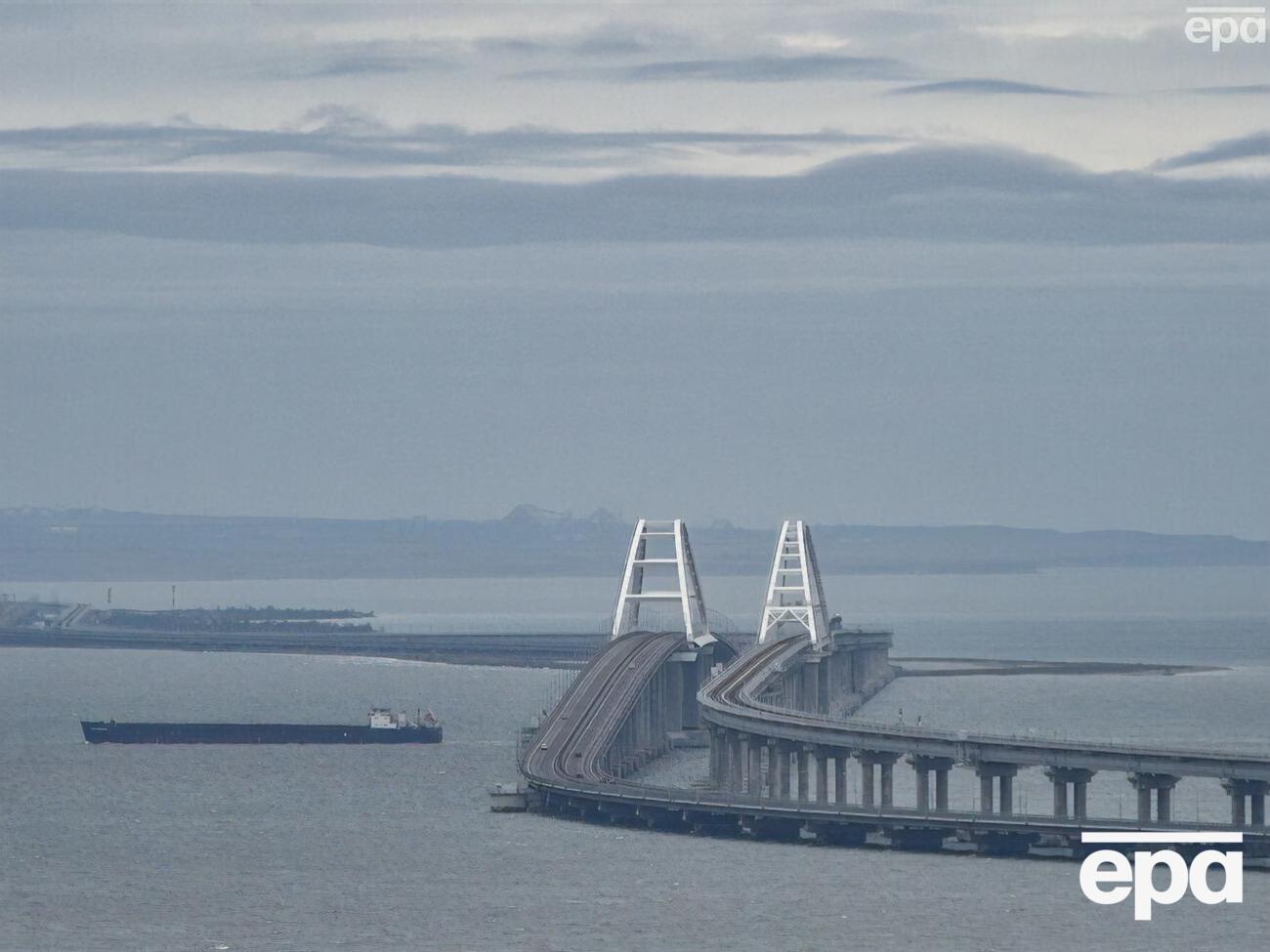 "Влада" Криму заявила про спробу удару по Кримському мосту