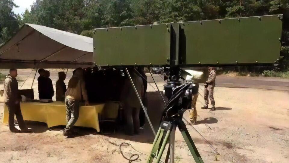 Резников показал украинскую станцию радиоэлектронной разведки