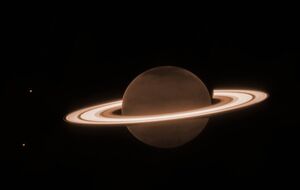 Телескоп сделал необычное фото Сатурна