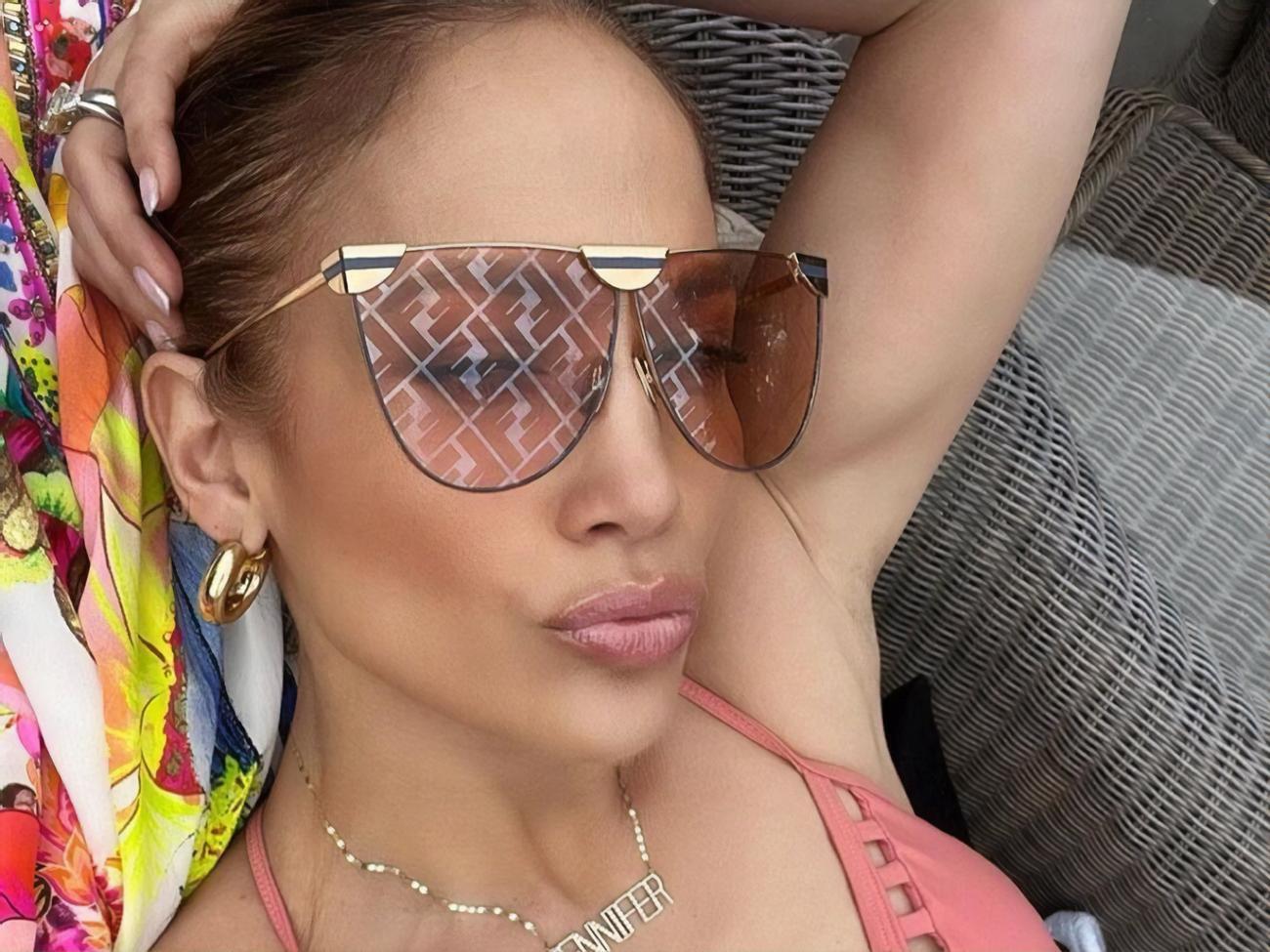 Лопес народилася 1969 року в Нью-Йорку