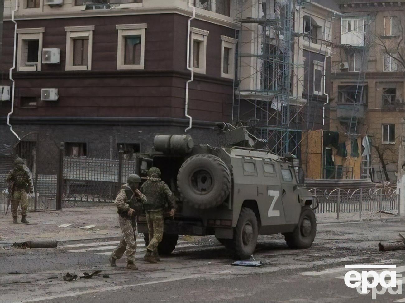 Исходя из результатов анализа активности оккупантов в соцсетях, в Мариуполе они не задерживаются, заявляет Андрющенко