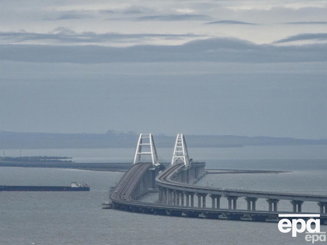 У мережі показали ремонт Кримського мосту, знятий із супутника