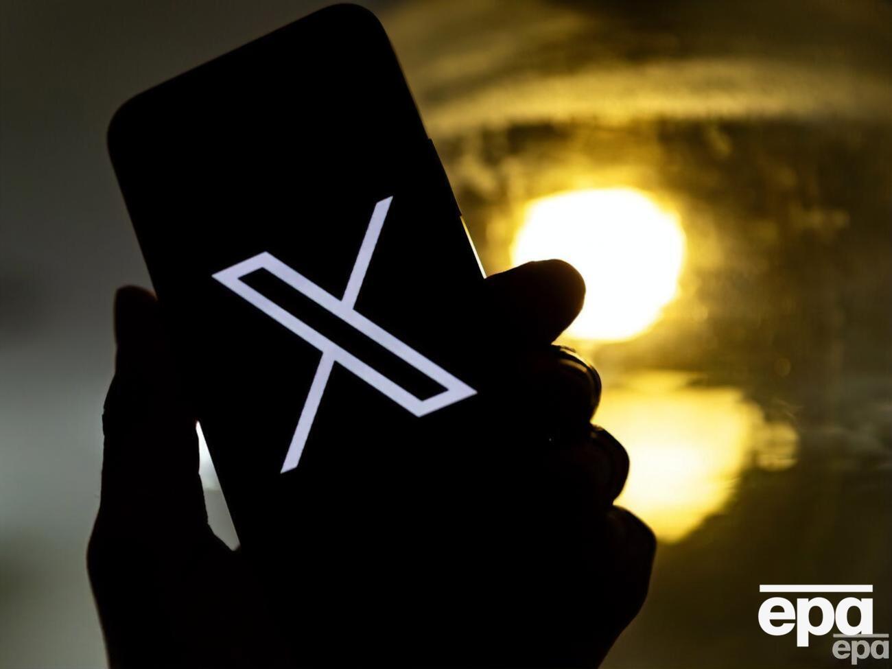 Светящийся знак Х мешал людям спать