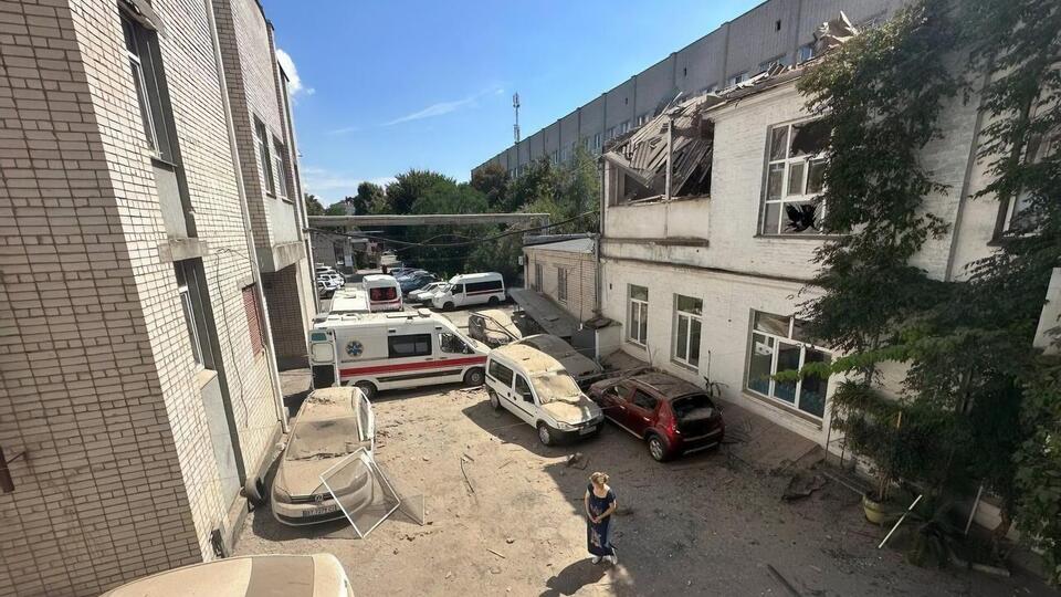 1 серпня окупанти вдарили по операційній Херсонської міської клінічної лікарні