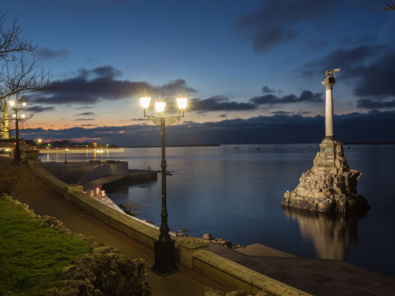 Ночью 10 августа, по версии оккупантов, Севастополь атаковали беспилотники