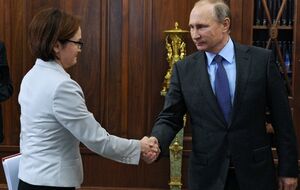 Для Украины очень важно, чтобы Путин сменил руководство Центрального банка на адептов "русского мира", сумасшедших сторонников теории заговоров. Падение рубля может привести к такому подарку