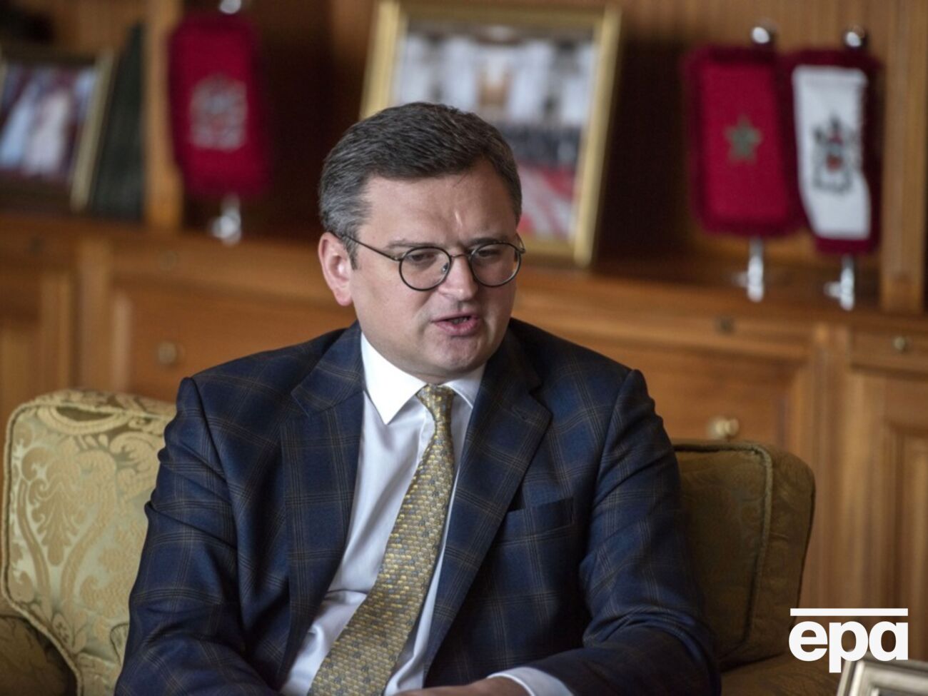 Украине известно о некоторых китайских предприятиях, экспортирующих компоненты, используемые российской военной промышленностью, но это "не массовый поток", отметил Кулеба