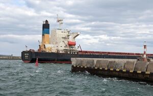 Україна визначила маршрути, якими кораблі зможуть іти в українські порти